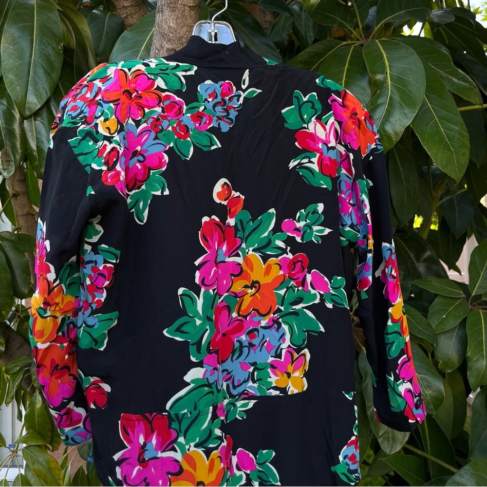 Vintage 80’s ESCADA black bodysuit with colorful floral detailing&shoulder pads - Picture 10 of 10